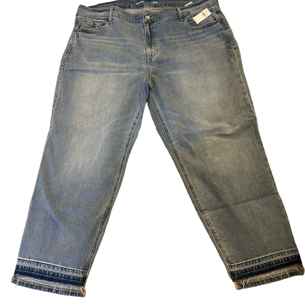 NWT Old Navy Mid-Rise Boyfriend Straight Cut-Off Ankle Jeans Light Wash Size 20